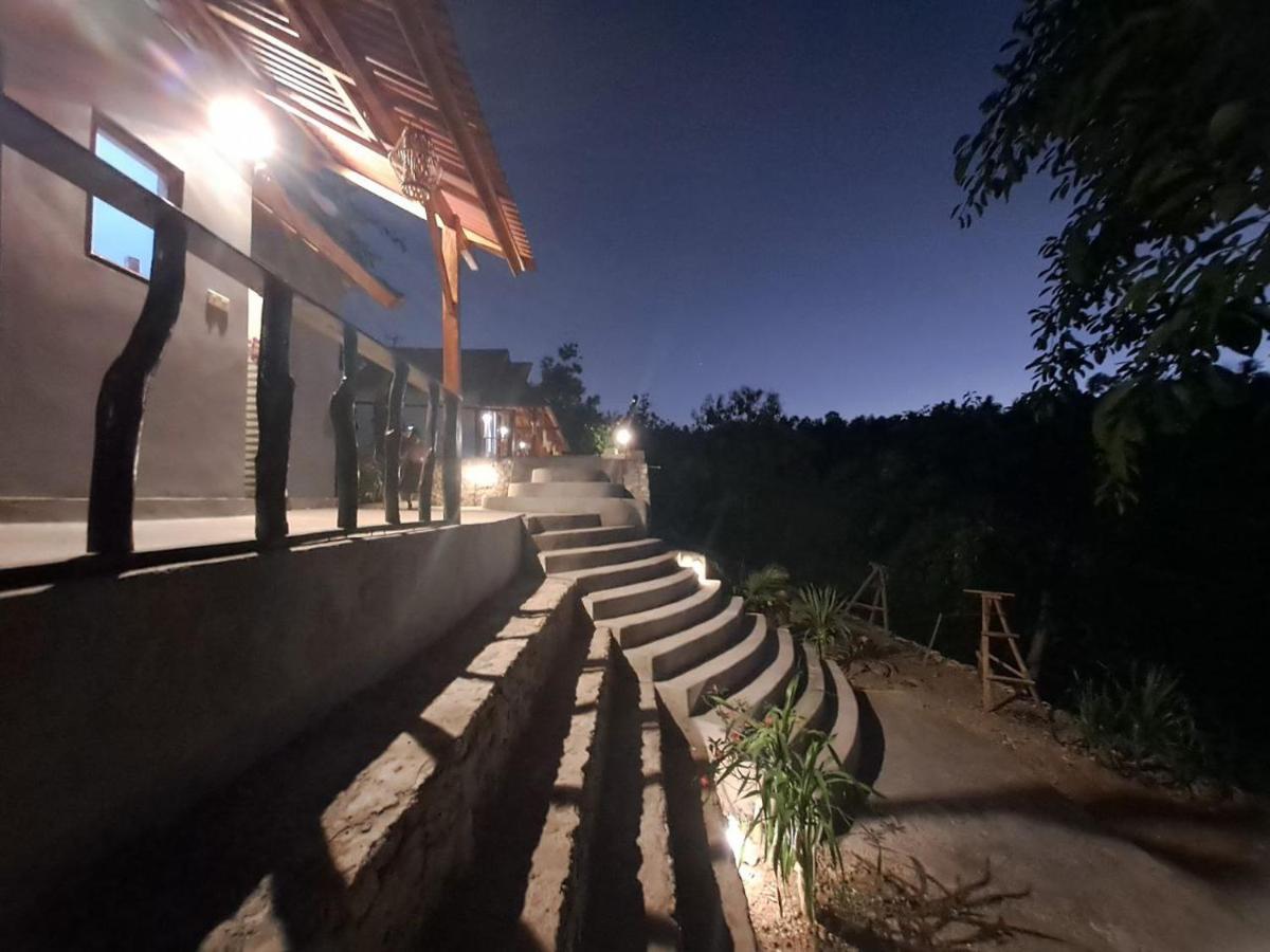 Vina Bungalow Toyapakeh المظهر الخارجي الصورة